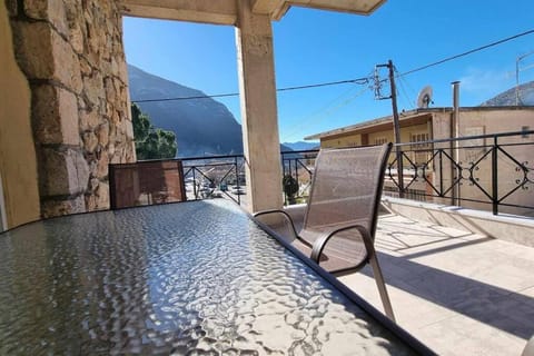 LagoZervo Short Term Stay Apartment in Arcadia, Greece