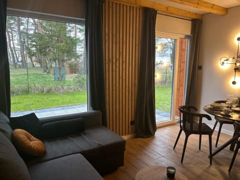 Garden, Living room, Seating area, Dining area, Garden view