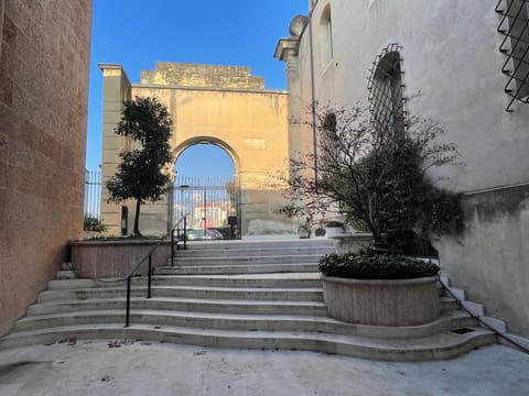Inner courtyard view