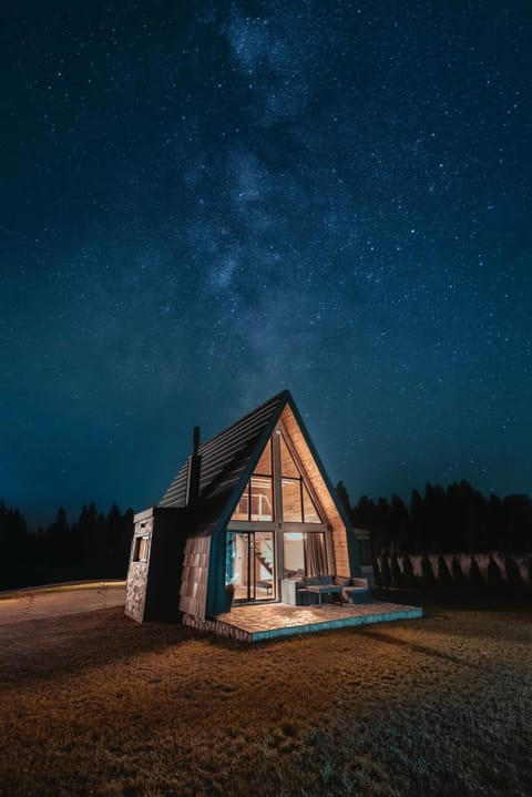 Property building, Night