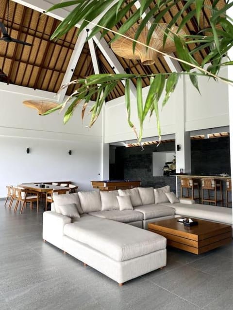 Villa Vespa Lovina Villa in Bali