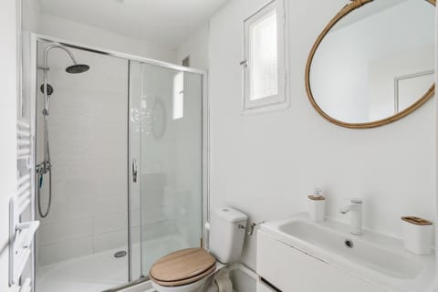 Appartement Neuf Proche Circuit 24h Apartment in Le Mans