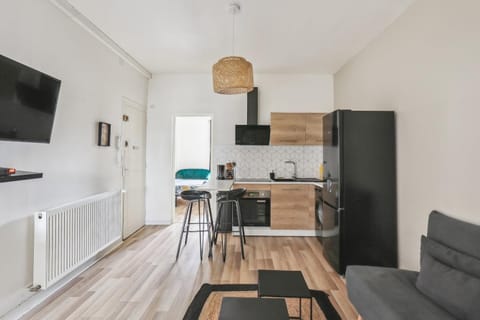 Appartement Neuf Proche Circuit 24h Apartment in Le Mans