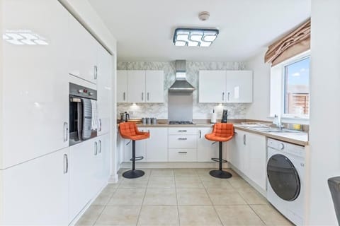 Kitchen or kitchenette, dishwasher, minibar, pet friendly, stove