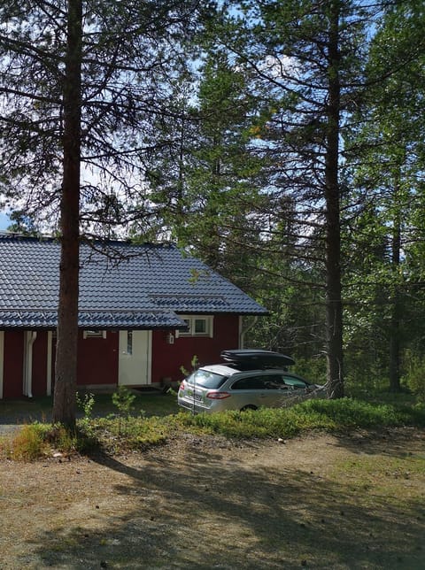 Property building, Parking