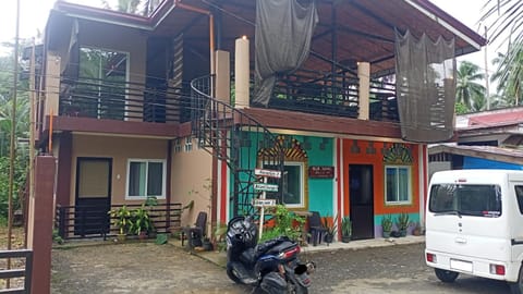 Property building, Street view, Parking