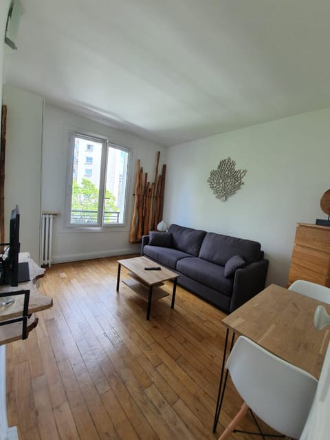 Living room, Bedroom