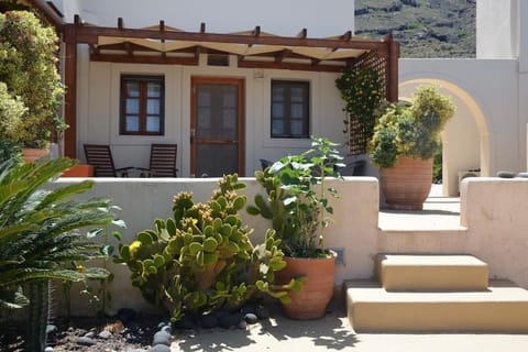 Property building, Balcony/Terrace