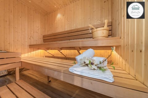 Sauna, Sauna, Spa and wellness centre/facilities