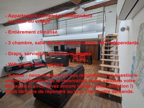 Living room, Seating area, internet