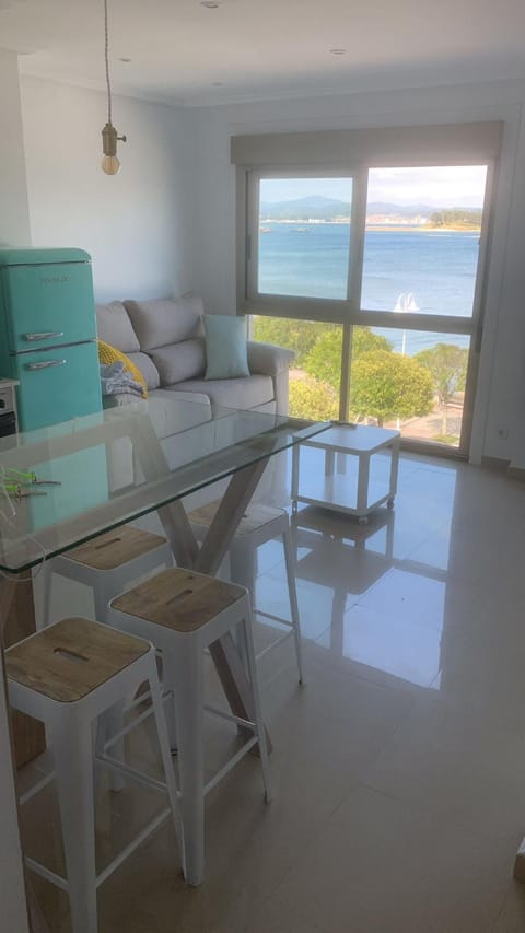 Natural landscape, View (from property/room), Dining area, Sea view