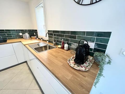 Villa Victoria #8 persons #3 Bedrooms #Terrace # garage Beach - Calm and Clim Villa in Roquebrune-Cap-Martin