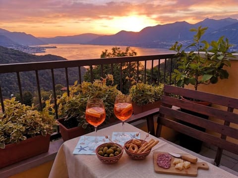 Food and drinks, Drinks, Alcoholic drinks