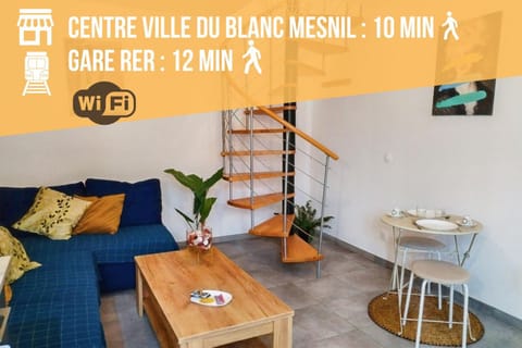 Living room, Seating area, Text overlay