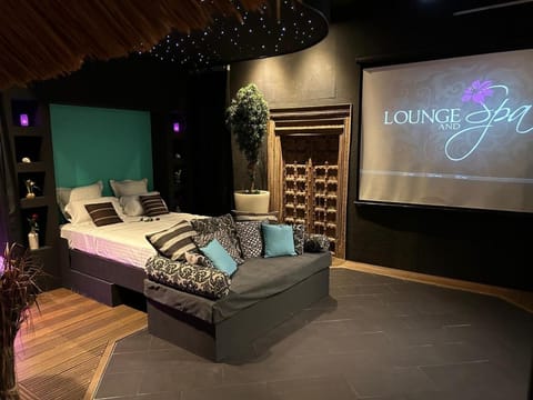 Nuit romantique au Lounge et Spa Villa in Centre-Val de Loire