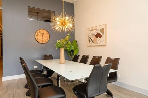 Living room, Decorative detail, Seating area, Dining area