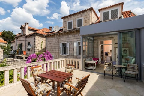 Property building, Patio