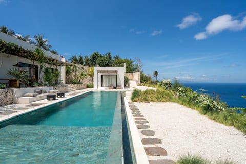 Cliffside Haven in Nusa Penida Villa in Nusapenida