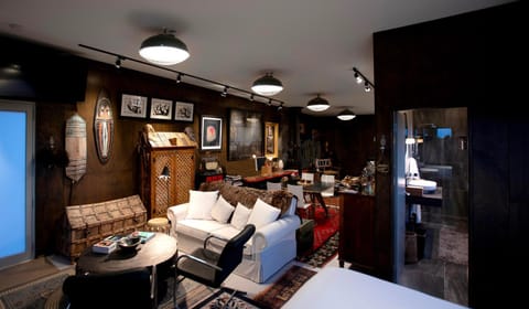 Living room, Photo of the whole room, Seating area