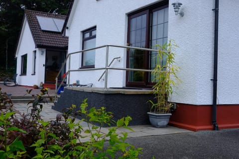 Ardenlea Bed and Breakfast in Scotland