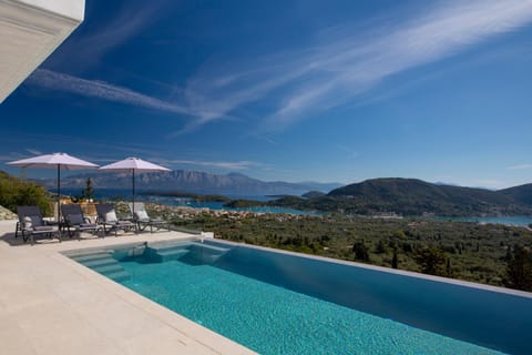 Sea view, Swimming pool