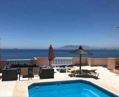 Magnificent Holiday 5 bedroom villa in beach front Villa in Malaga