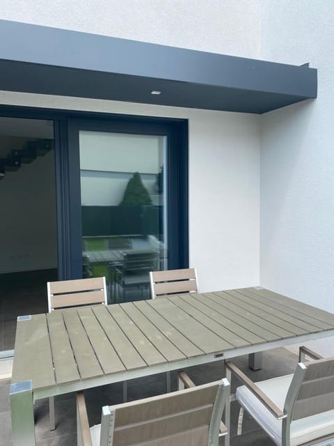 Patio, Balcony/Terrace
