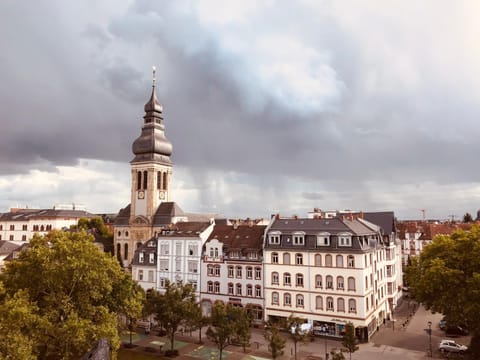 Design Apartment mit Balkon 15 min Airport Apartment in Offenbach