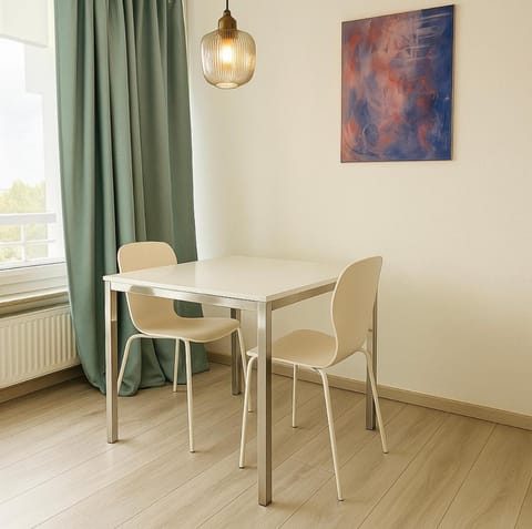 Design Apartment mit Balkon 15 min Airport Apartment in Offenbach
