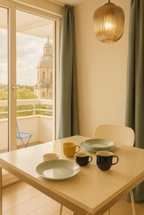 Design Apartment mit Balkon 15 min Airport Apartment in Offenbach