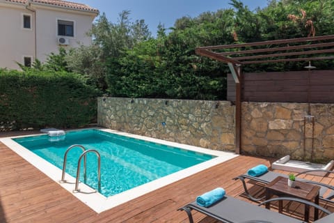 Patio, Day, Pool view, Swimming pool, Swimming pool, sunbed