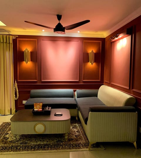 Living room, Seating area, fireplace