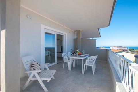 Day, Balcony/Terrace