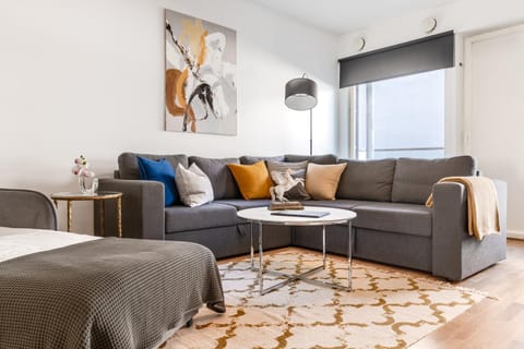 Bed, Living room, Photo of the whole room, Seating area