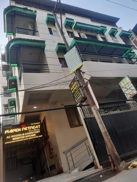 Property building, Day