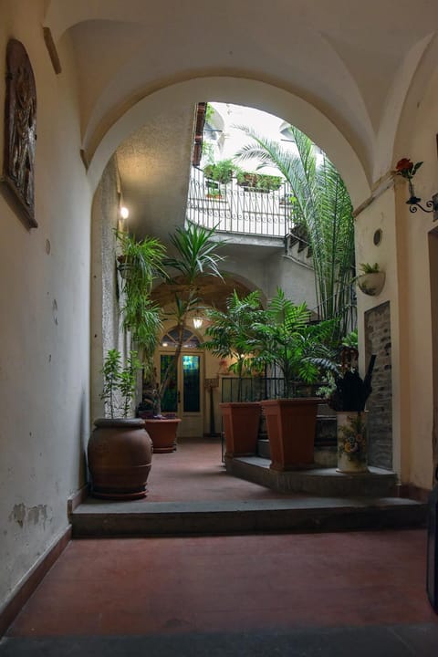 Inner courtyard view