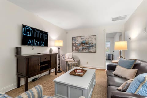 Discover Decatur House in Decatur