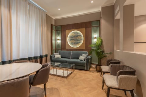 Living room, Seating area