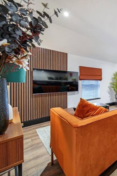 The Eden Loft: A Stylish Retreat Apartment in County Donegal