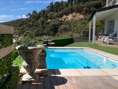 Day, Mountain view, Pool view