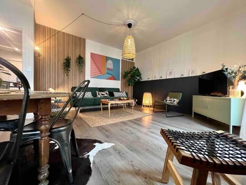 Appartement Rénové / 7prsn / Proche gare viotte Apartment in Besançon