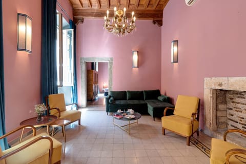 Living room, Seating area, flat iron