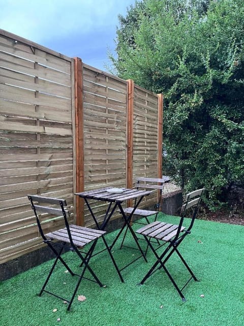 Patio, Balcony/Terrace