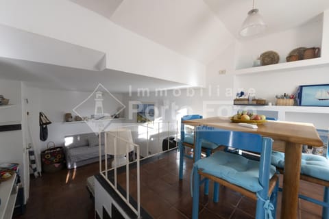 15 Centro - Bilocale con balconcino Porto Faro Apartment in Palau