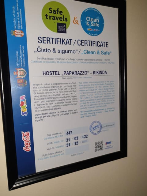 Hostel Paparazzo & Apartmans Hostel in Timiș County