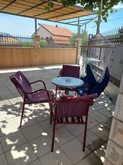 Apartments Leo Apartment in Dubrovnik-Neretva County