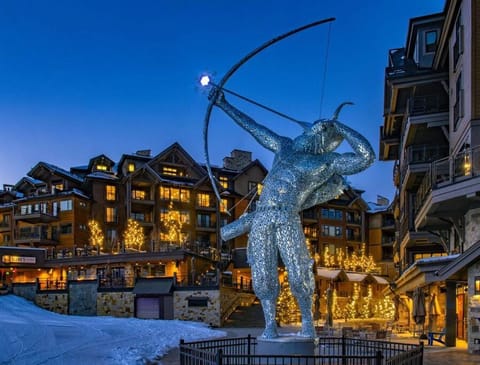 Grand Colorado on Peak 8 - 2 bedroom ski-in/ski-out Apartment in Breckenridge