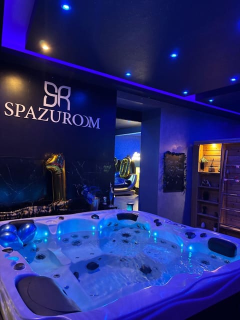 Spazuroom Luxury Suite Apartment in Flanders