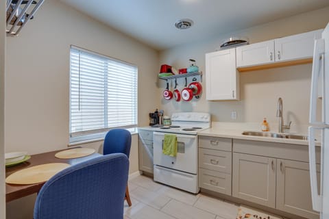 Cozy Oakland Studio Rental, 13 Mi to San Francisco Apartment in Piedmont