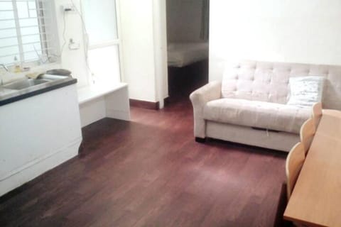 Kitchen or kitchenette, Living room, Seating area